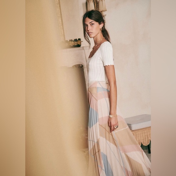 ISO Sezane Dilo Skirt - Picture 1 of 2